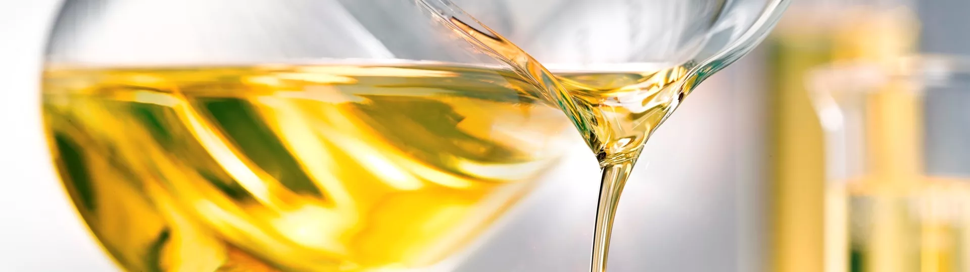 gambar-oli-ngalir-fuchs